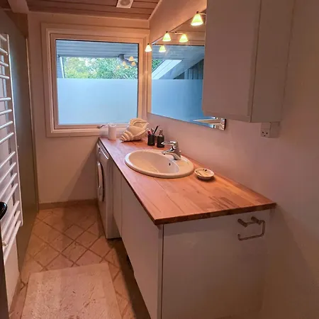 Cozy Summer House In With Sea View בית נופש *