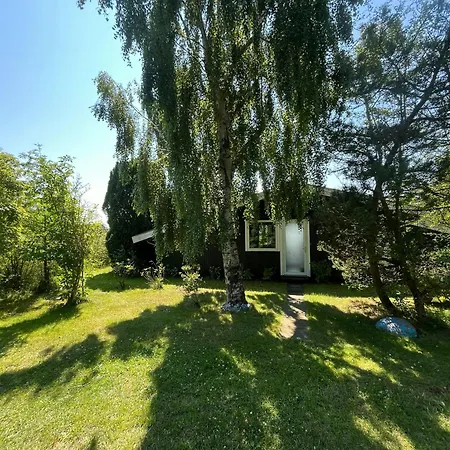 Cozy Summer House In With Sea View בית נופש *