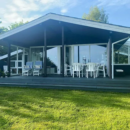 בית נופש Cozy Summer House In With Sea View Nysted